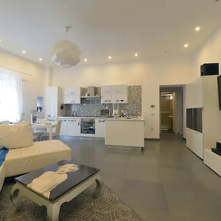 Casa Tutti I Santi * Naples